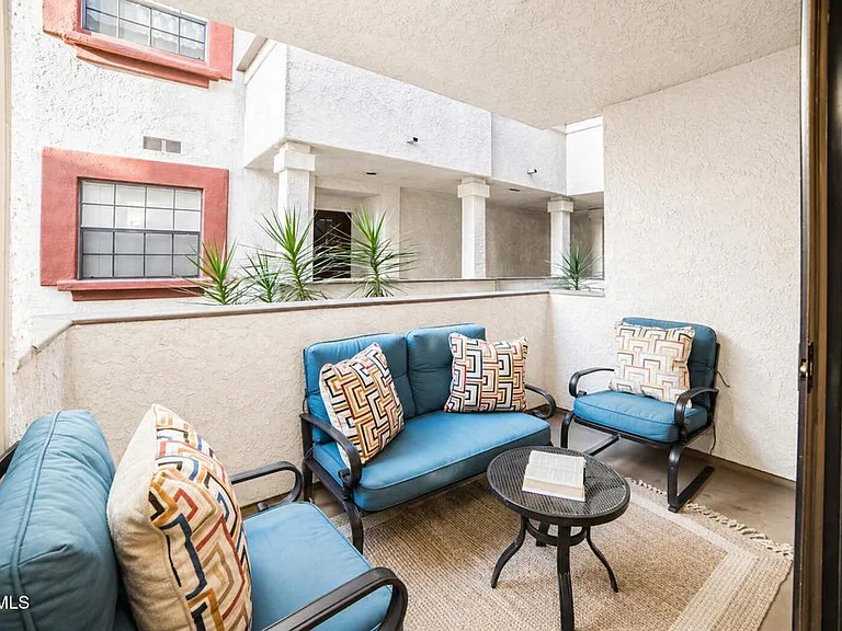 130 Monterey Rd #205 — Photo 9
