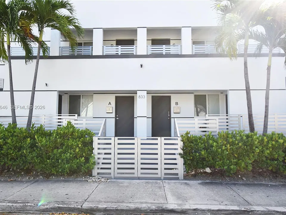 833 SW 8th Ave #A