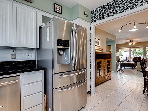 STAINLESS STEEL APPLIANCES