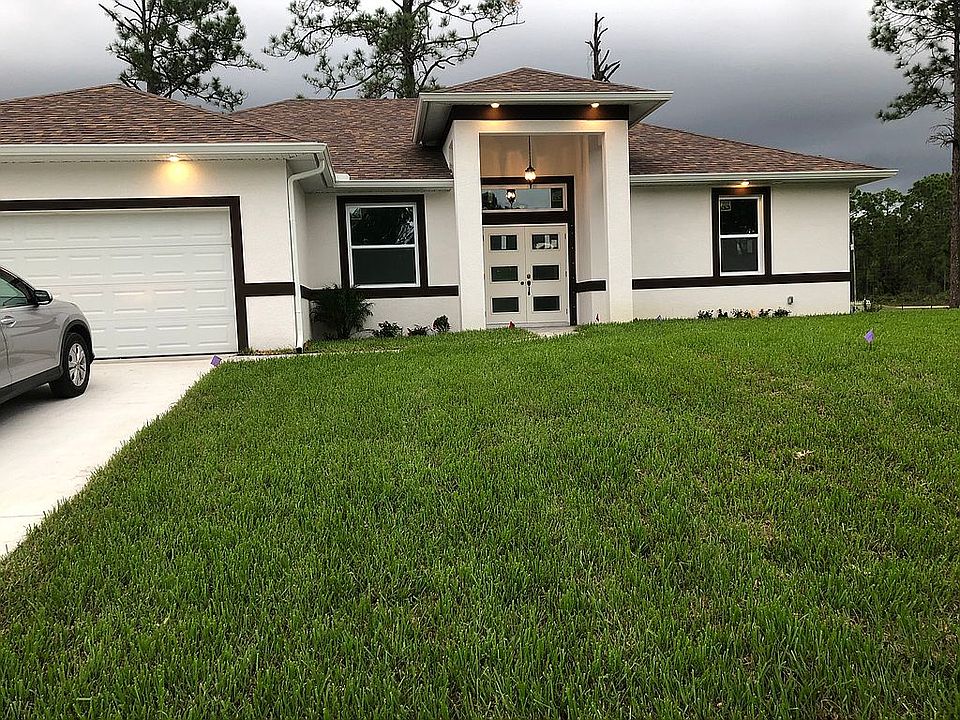 1st image of 1002 W 10th St