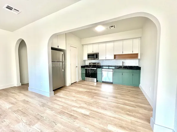 1701 NW 12th St, Oklahoma City, OK