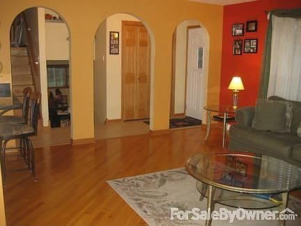 3rd image of 8440 Orchard Ct