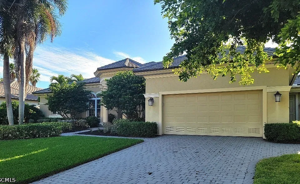 14520 Ocean Bluff Dr