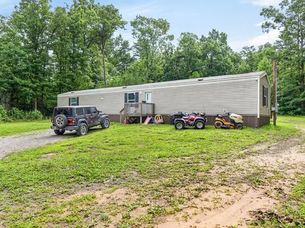 460 Jim Garrett Rd, Monterey, TN 38574
