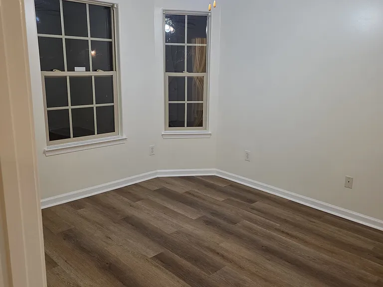 1085 Winding Oak Trl — Photo 8