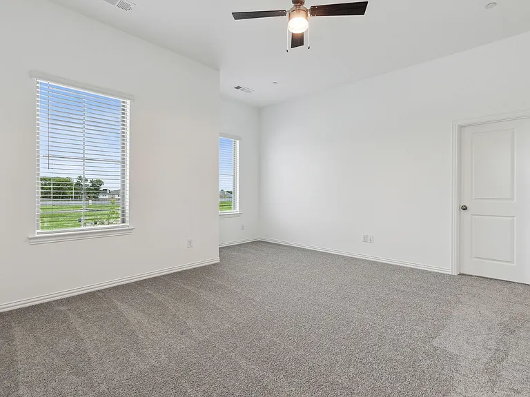 2845 Maidenhair Ln — Photo 26