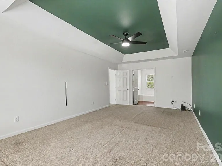 4132 Meadowview Hills Dr — Photo 12