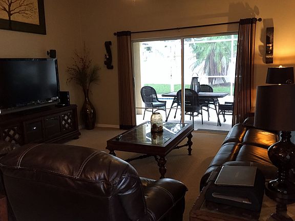 5th image of 9281 Middle Oak Dr