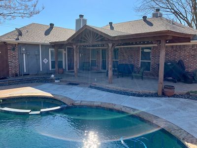 1943 Oakbluff Dr, Carrollton, TX, 75007