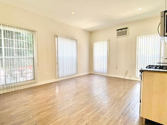 3rd image of 3194 W 7th St #1