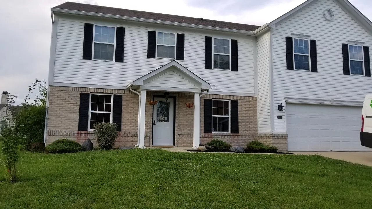 1406 Softwind Dr photo 1