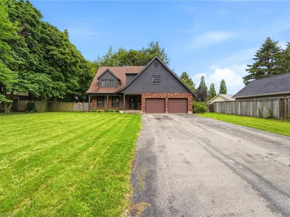 6 John Pl, Wellesley, ON N0B 2M1