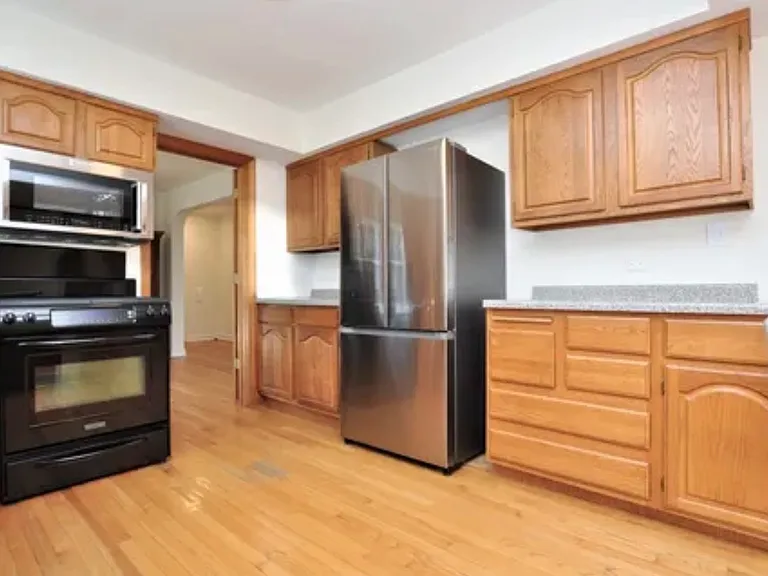 6815 N Lowell Ave — Photo 15