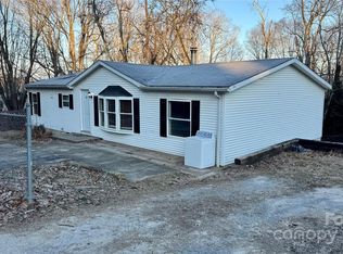 48 Fox Dr, Asheville, NC 28803
