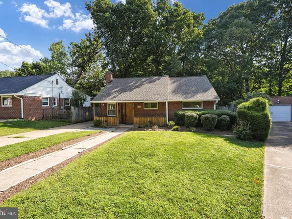 11 S Edison St, Arlington, VA 22204