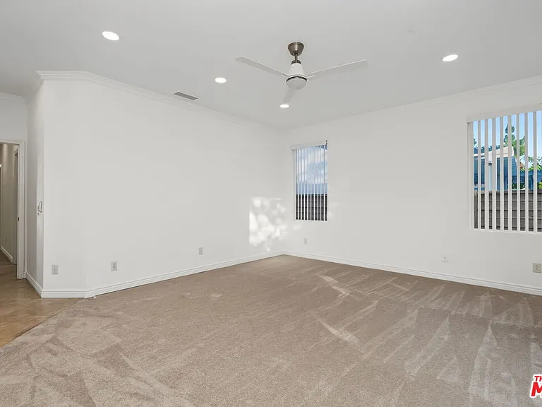 5711 Citrus Ranch Cir — Photo 22
