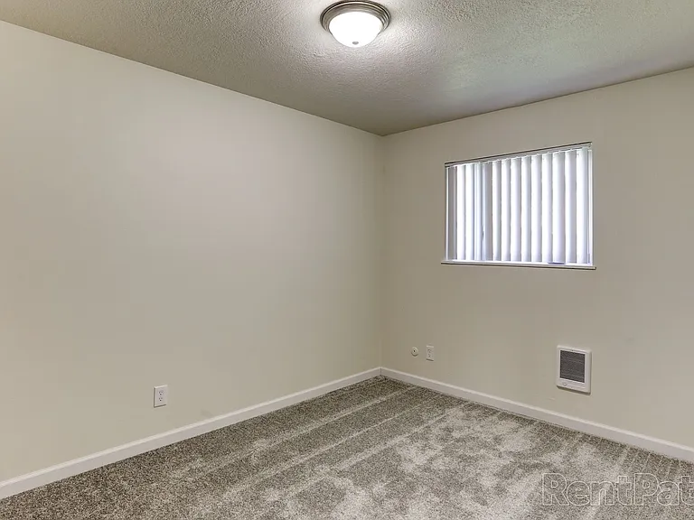 Arrowsmith Apartments — Photo 26