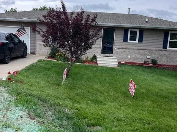 1106 6th St, Glenwood, IA 51534