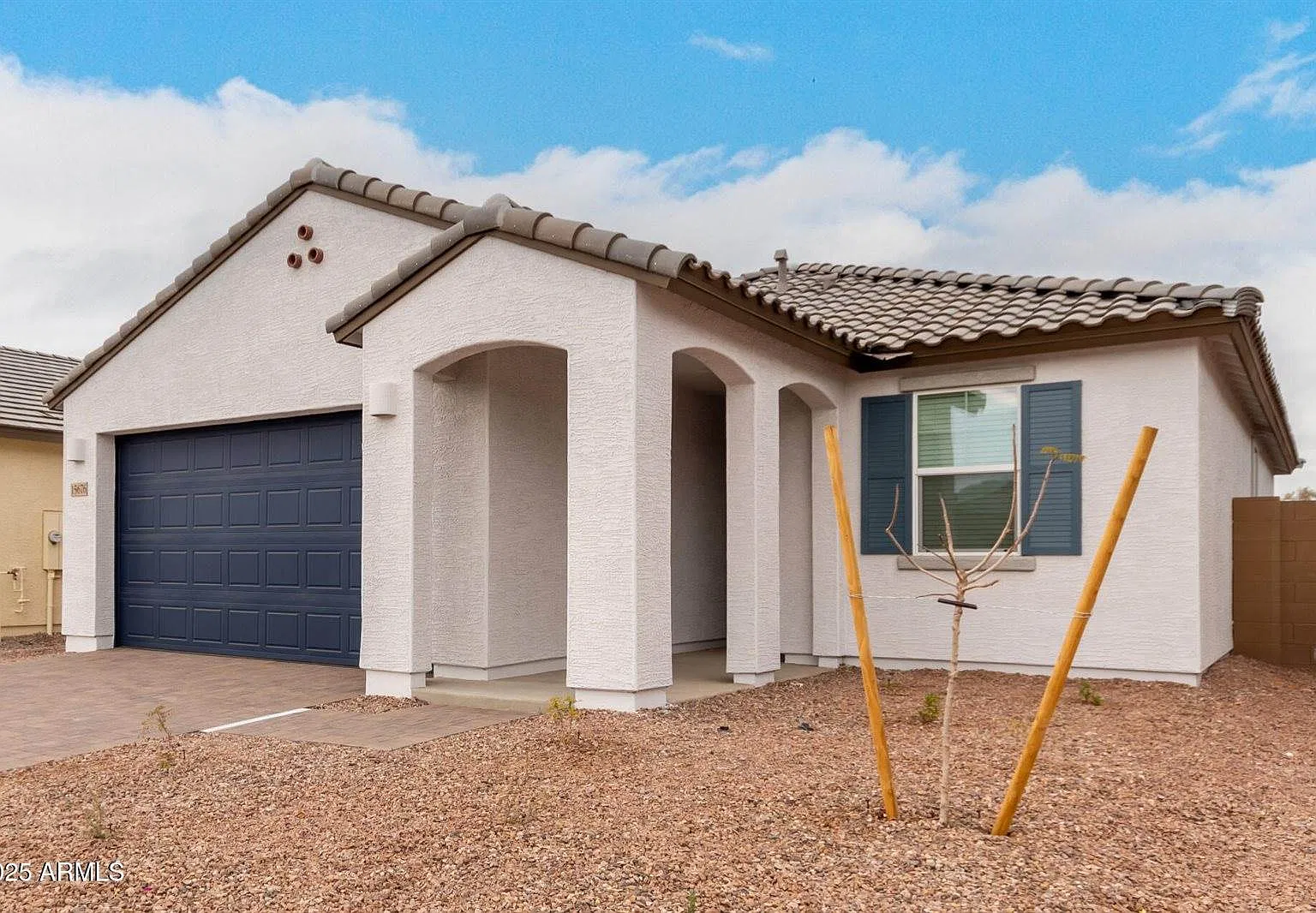 3 bed, $2,300 — Photo 4
