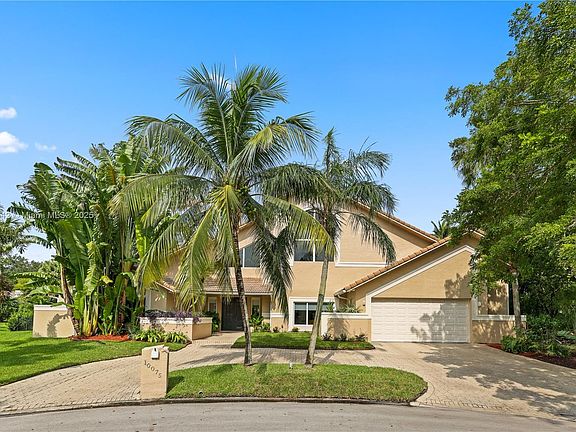 3rd image of 10075 Vestal Pl
