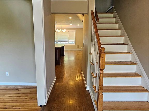 2nd image of 72 Schriever Ln