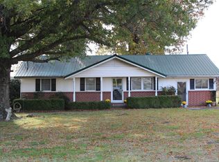 5551 Fern Mountain Rd, Muskogee, OK 74401