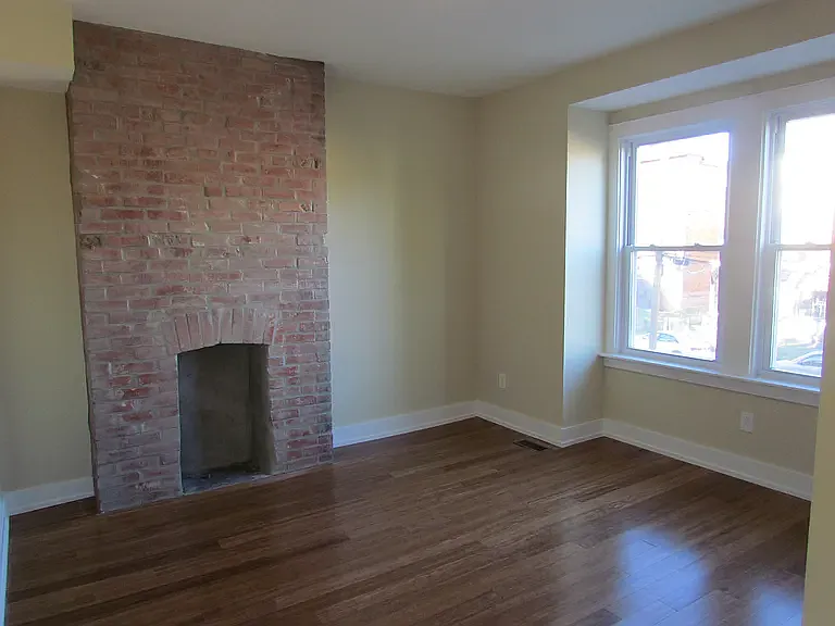 5525 Margaretta St — Photo 18