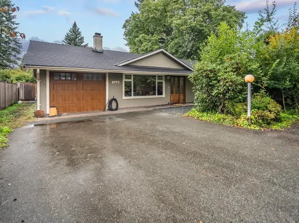 8993 Nash St, Langley, BC V1M 3T1