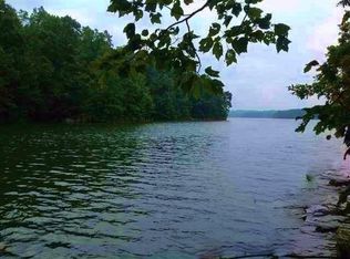 127 Friendship Pointe Dr, Seneca, SC 29678