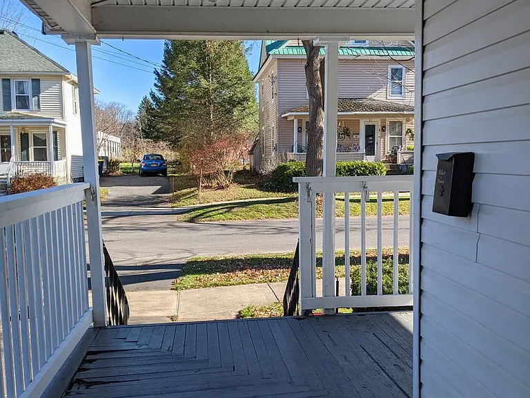 23 Mechanic St — Photo 4