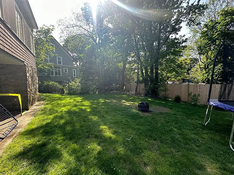 8 Warren Ave #2 — Photo 13