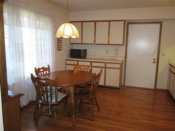 2nd image of 6757 Willow Creek Dr