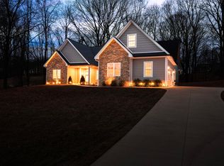 20199 Yeary Trl, Abingdon, VA 24211