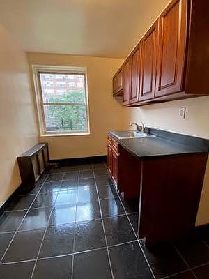 4th image of 69-40 108th St #E