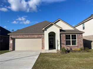 1749 Sawgrass Dr, Westlake, LA 70669