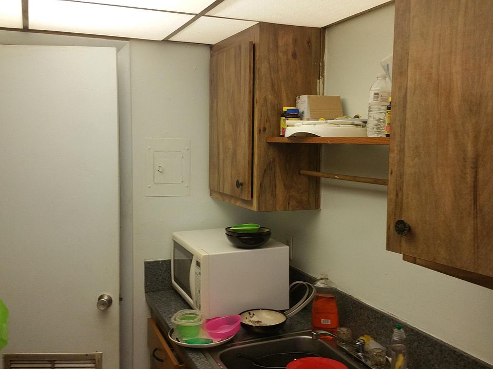 2nd image of 1600 S N Street #102