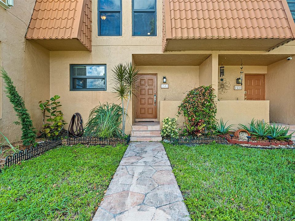 1st image of 1541 NW 92nd Avenue