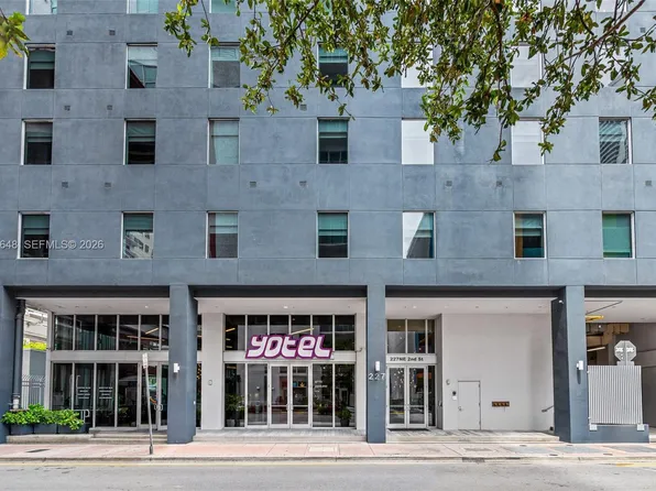227 NE 2nd St Unit 3106, Miami, FL 33132