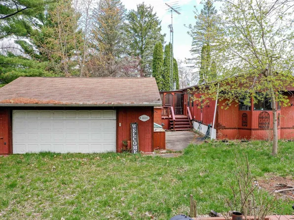 W6806 Jolin Rd, Markesan, WI 53946