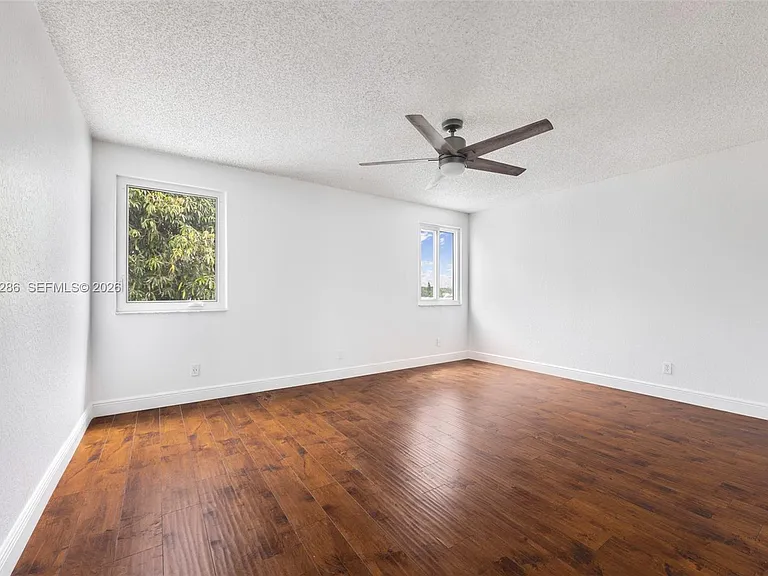 8317 Bermuda Sound Way — Photo 17
