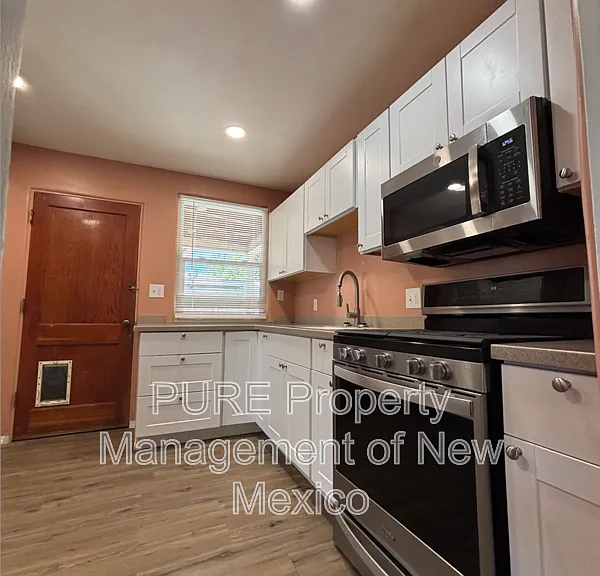 1104 Acoma Pl — Photo 4