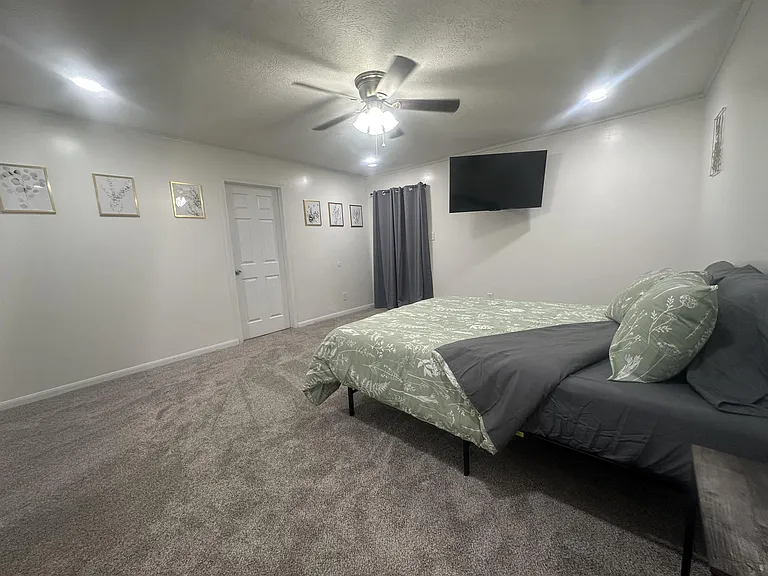 2385 Leonard Rd — Photo 16