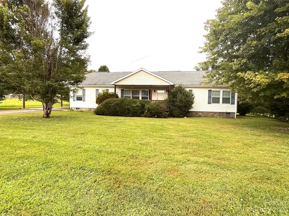 22 Brookfield Ln, Old Fort, NC 28762