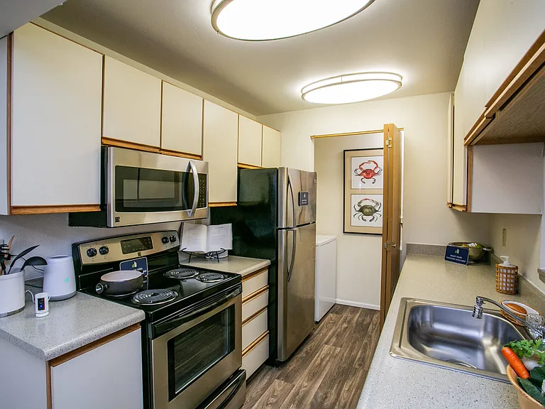 Spacious Kitchen
