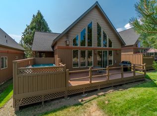 8582 Red Wing Ln, Redmond, OR 97756