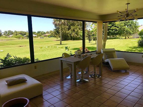 Dining Room/ Sun Room