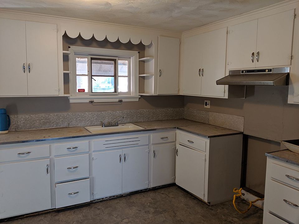 Sycamore St 304304.5 Sycamore St Vandergrift PA Zillow