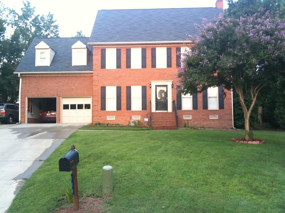 Front Exterior View