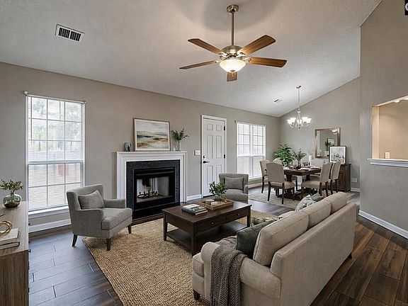 3rd image of 9 Ruthberry Ct
