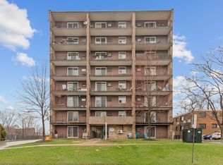 3160 Peter St, Windsor, ON N9C1H3